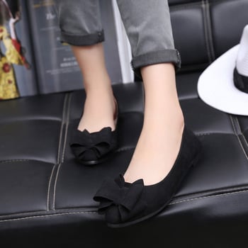 Plošne cipele s oštrim nosom, gornji dio od velura, bez peta, gumeni potplat