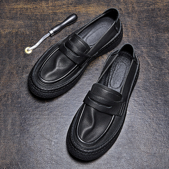 Muške loaferice od kravljeg kože s okruglim vrhom - bez vezica, prozračne, gumeni potplat