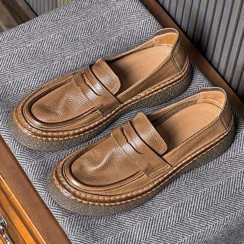 Muške loaferice od kravljeg kože s okruglim vrhom - bez vezica, prozračne, gumeni potplat