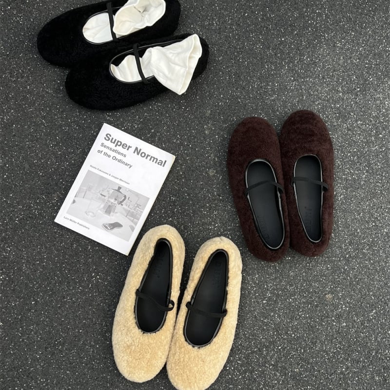 Duxi Ženske Zimske Loaferice s Plišem, Slip-On, Okrugli Prst, Nizak Čev 1–3 cm, Gumena Peta