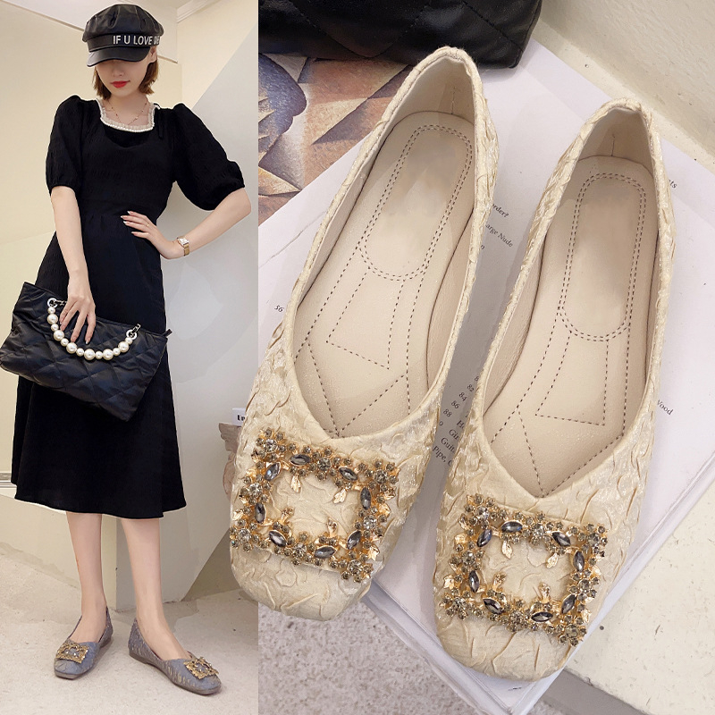 Ženske loaferice s kvadratnim vrhom, gornji dio od pamuka, gumena potplat, ulošak od umjetne kože, niski pet