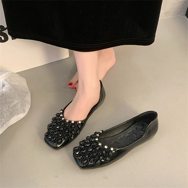 Ženske balerinke s kristalnim dijamantima, kvadratni vrh, PU gornji dio, gumeni potplat, slip-on, ravni potplat