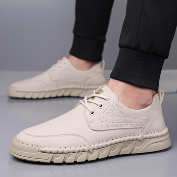 Meeste slip-on kingad tõelisest nahast, kummist tallaga, ümara varba, madal kont 1–3 cm, frosted viimistlus, igapäevane äri-stiil