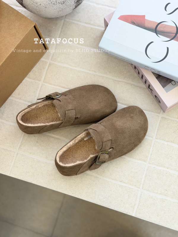 Ženske Birkenstock-stil cipele, casual slip-on bez vezica, gornji dio od nubuk kože, baršunasta podstava, niski profil, okrugli vrh, gumeni potplat