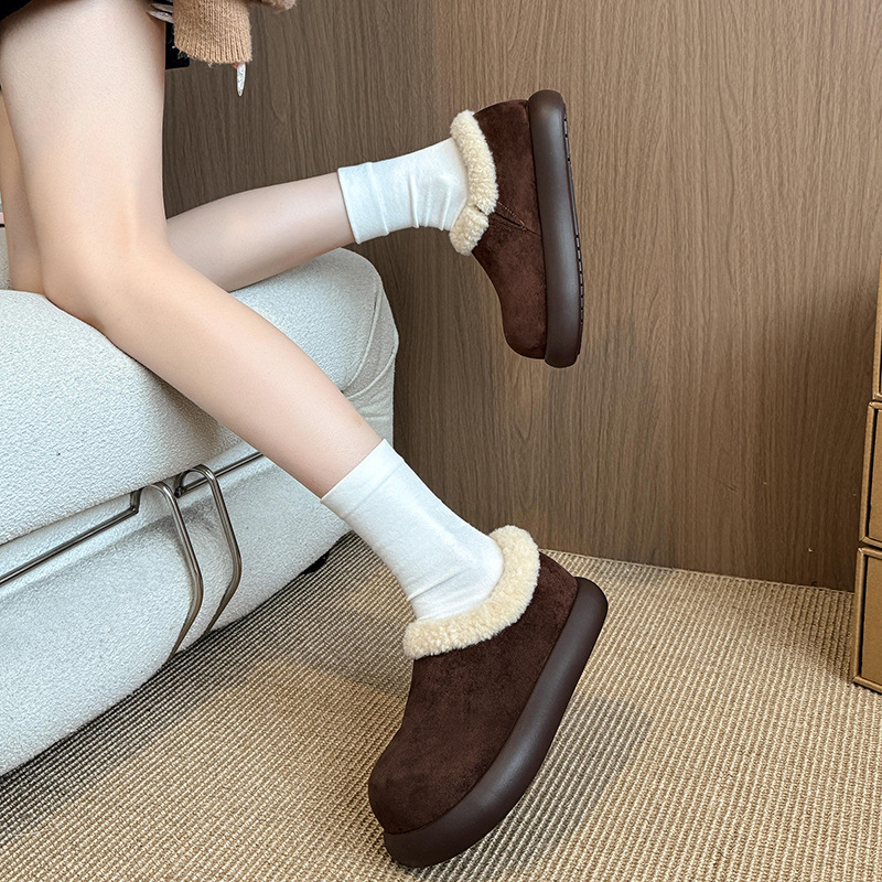 Ženske cipele Doudou od brušenog velura, s plišom, slip-on, niski gornji dio, gumena potpetica