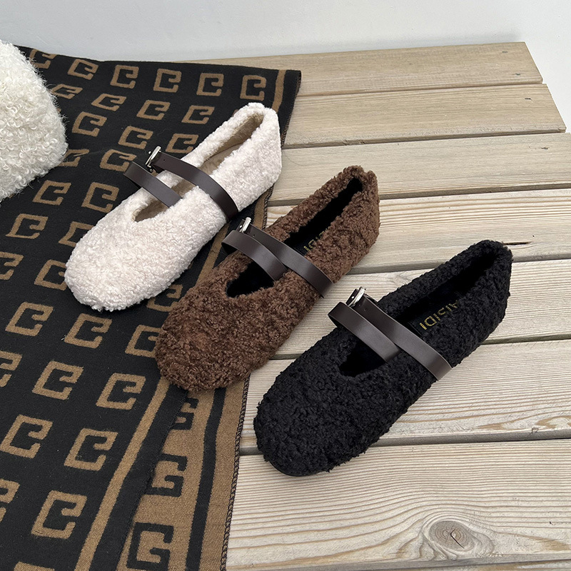 Mary Jane cipele, casual stil, zaobljeni vrh, gornji dio od pamuka, unutrašnjost od umjetnog kratkog pliša, niska peta 1-3 cm