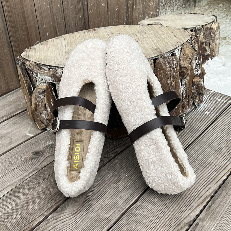 Mary Jane cipele, casual stil, zaobljeni vrh, gornji dio od pamuka, unutrašnjost od umjetnog kratkog pliša, niska peta 1-3 cm
