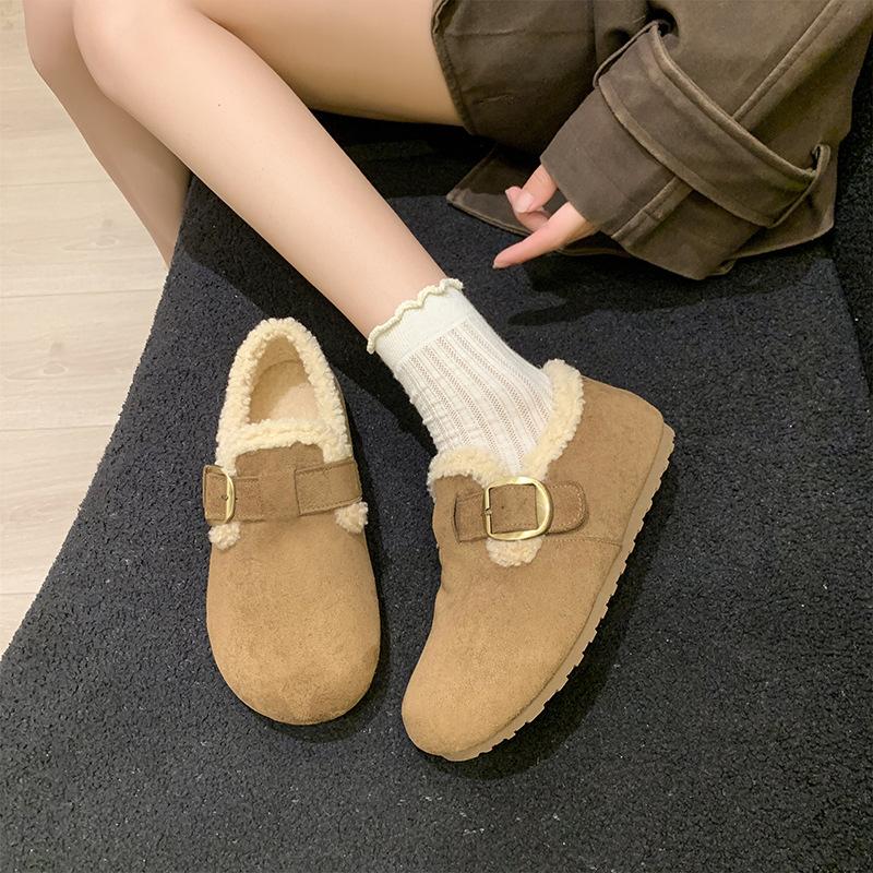 Ženske slip-on loaferice s debelom potplatom i fleece podstavom za zimu — niski potpetica 1–3 cm, crtani uzorak, okrugli vrh, gumeni potplat