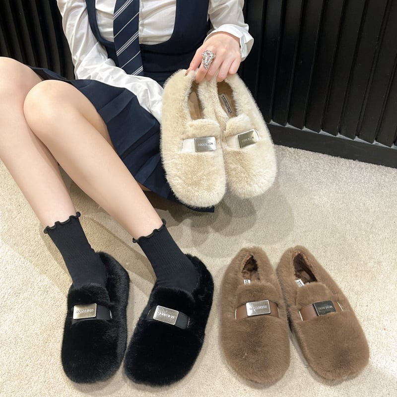 Ženske zimske cipele slip-on s umjetnim plišem, zaobljeni vrh, niski plosnati potplat 1–3 cm