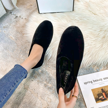 Ženske plišane mokasinice - baršunast gornji dio, umjetni pliš u ulošku, gumeni potplat (Zima, ravna peta, niski otvor gornjeg dijela)