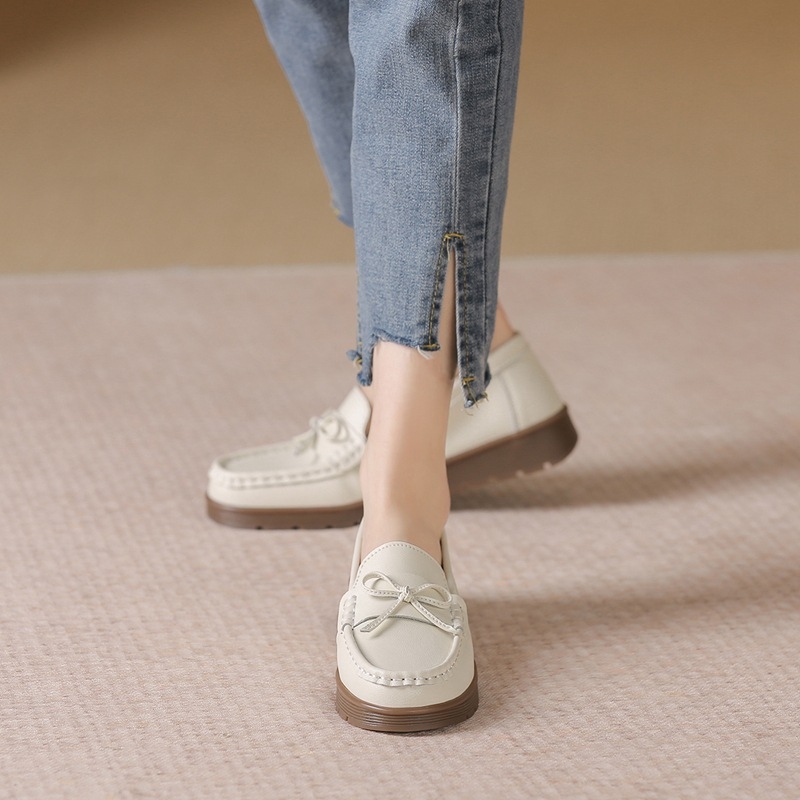 Γυναικείοι δερμάτινοι loafers με φαρδιά σόλα, στρογγυλή μύτη, χαμηλό τακούνι, καουτσούκ σόλα, καθημερινό στυλ