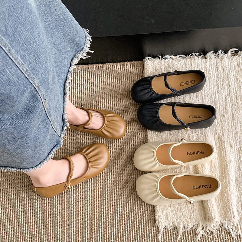 Mary Jane cipele - zaokruženi nos, PVC gornji dio, PVC potplat, niski potpetice 1–3 cm, nizak profil