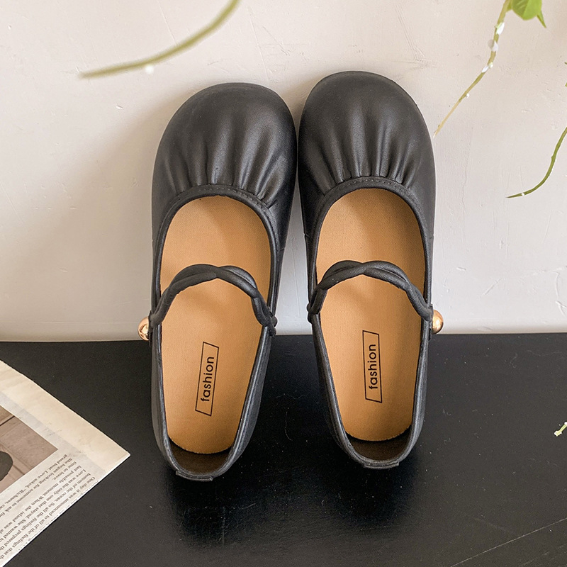 Mary Jane cipele - zaokruženi nos, PVC gornji dio, PVC potplat, niski potpetice 1–3 cm, nizak profil