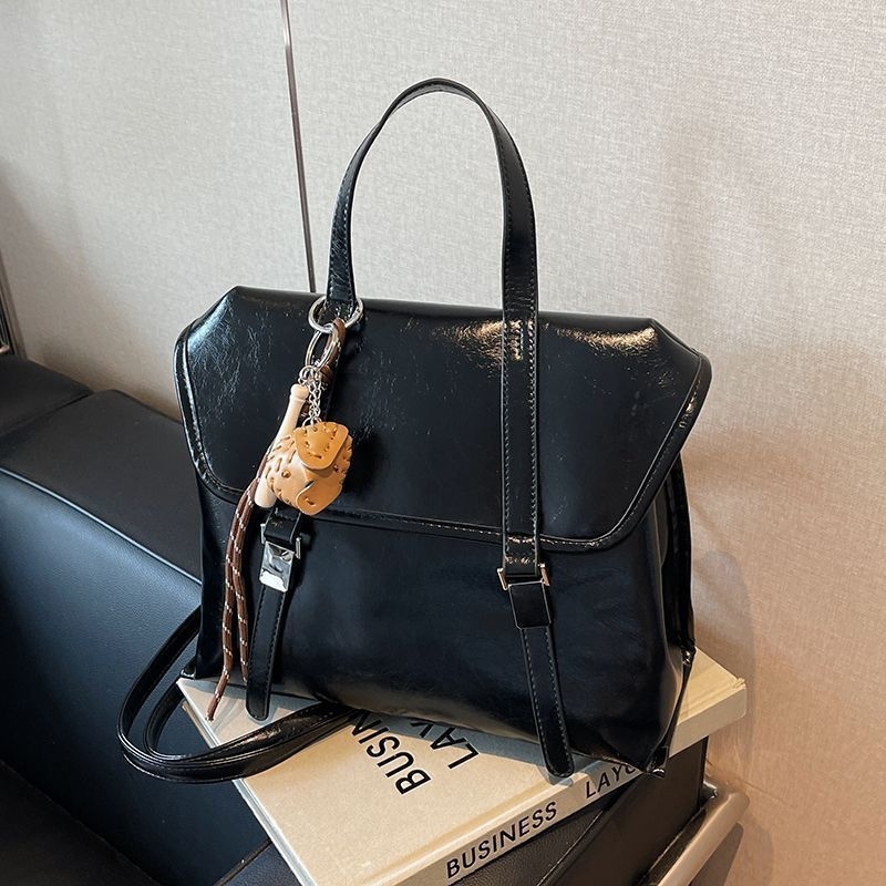 Retro ženska torbica s dvostrukom funkcijom – crossbody i ruksak, velika zapremina; materijal poliester, podstava PU, magnetska kopča, cyber-funkcionalan stil; pogodna za rekreacijska putovanja