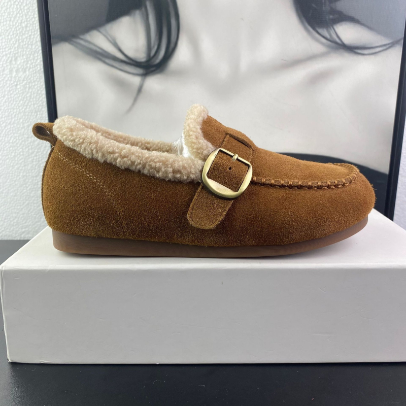 Zuida Loafers από καστόρι αγελάδας, με στρογγυλό δάχτυλο, χαμηλό τακούνι, επένδυση με μαλλί προβάτου