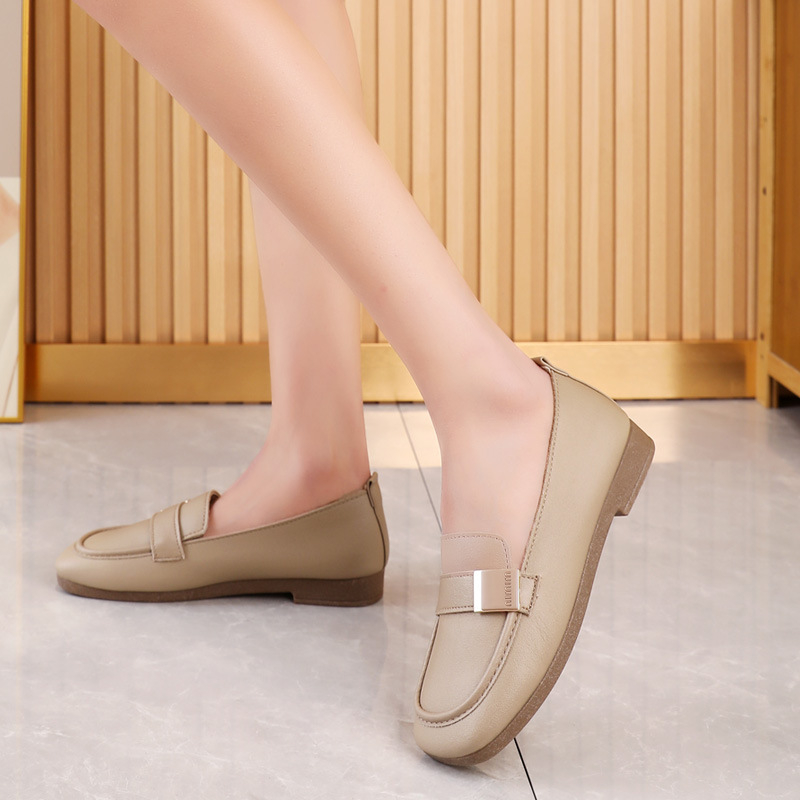 Γυναικείοι loafers με τετράγωνη μύτη, επάνω μέρος από μικροϊνες, χαμηλό τακούνι, slip-on, σόλα από TPR