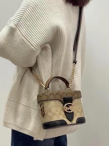 Kutija torba s preklopom, prirodna koža, gornja teleća koža, oblik koša