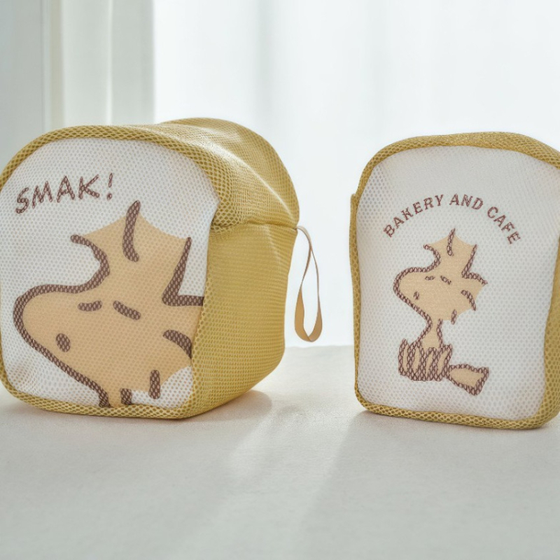 Snoopy u japanskom stilu – mrežasta putna torbica za šminku i higijenske potrepštine – ultra lagana, kubni oblik