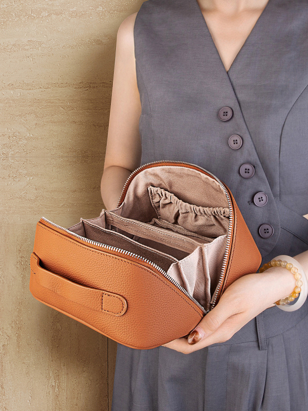 Kozmetička torbica od kože prvog sloja, gradski minimalistički stil, zatvarač, podstava od poliestera i pamuka