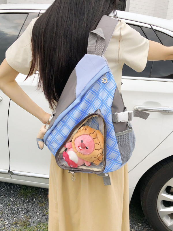 Crossbody torba, svježa i slatka dizajn od najlona, uspravljen kvadratni oblik, zatvaranje na zip, unutarnja džep za telefon, jedna naramenica, proljeće 2025