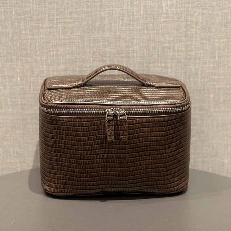 Make-up torbica od prave kože za putovanja, jednobojni uzorak, podstava od platna, zatvarač, velika kapaciteta, iz prvog sloja teleće kože