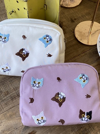 Torbica za šminku s izvezenom mačkom, prijenosna, poliester, podstava poliester, gradski minimalistički stil, prozračna i pogodna za skladištenje