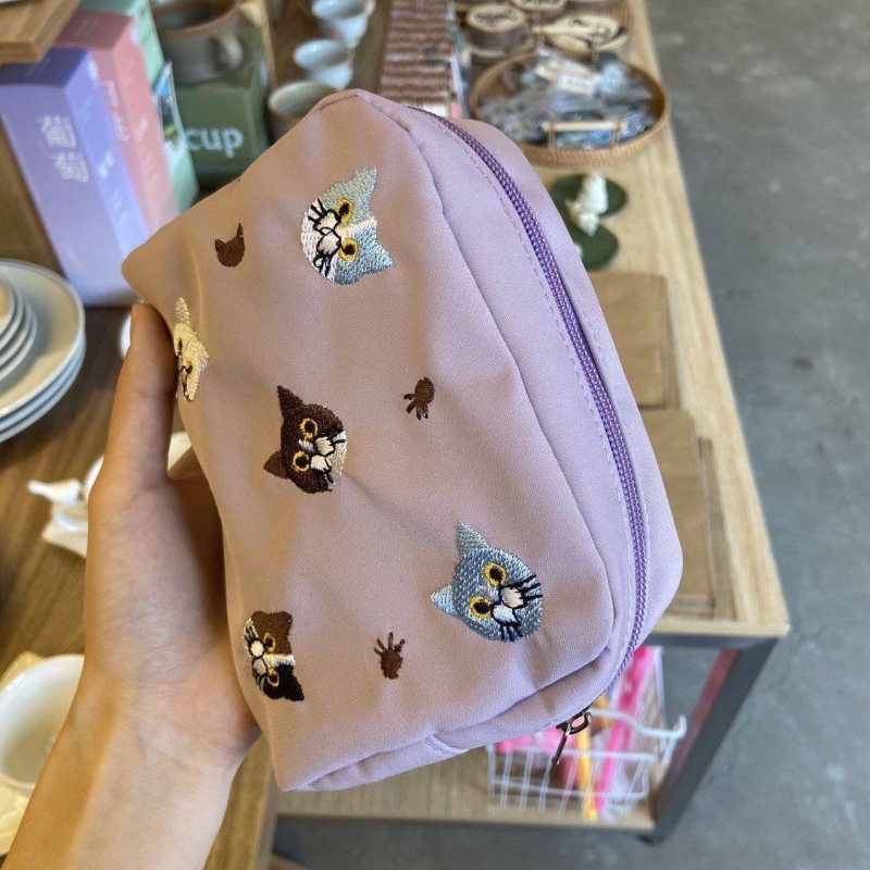 Torbica za šminku s izvezenom mačkom, prijenosna, poliester, podstava poliester, gradski minimalistički stil, prozračna i pogodna za skladištenje