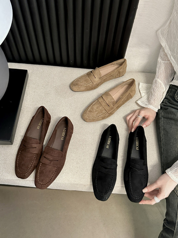 Ženski loaferi u korejskom stilu, okrugli vrh, gornji materijal: Super fiber, gumena potplat, visina peta 3-5 cm