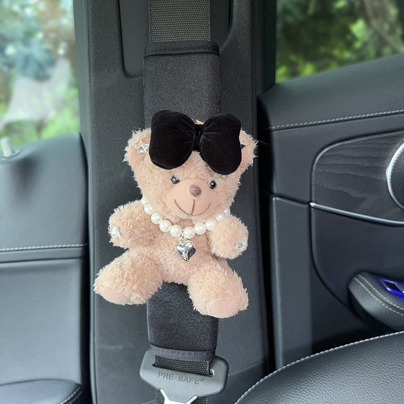 Zaštitna navlaka za remenjak automobila – mekani medo dizajn, universalno za sva godišnja doba, poliester, težina 120 g