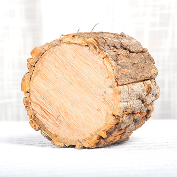 Pastoralinis gėlių indas ir krepšelis - rankų darbo, pintas iš žolės, natūralus procesas, pritaikymas