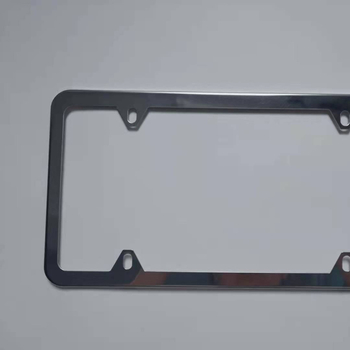 Okvir za registarsku tablicu od nehrđajućeg čelika s imitacijom karbonskih vlakana, četiri rupe, model 02, Shia (Za male automobile)