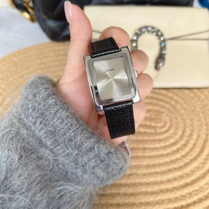 Ceas de damă - Carcasă dreptunghiulară, piele naturală, mișcare cuarț (Japan MIYOTA), rezistență la apă 10 m, Carcasă din aliaj, Geam mineral