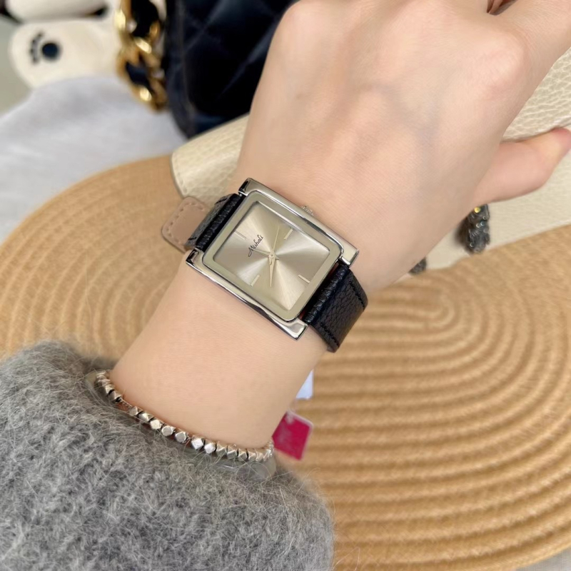 Ceas de damă - Carcasă dreptunghiulară, piele naturală, mișcare cuarț (Japan MIYOTA), rezistență la apă 10 m, Carcasă din aliaj, Geam mineral