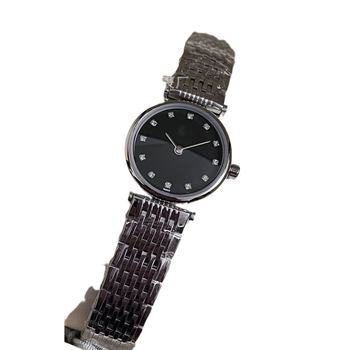 Ultra-tanki kvarcni sat s brojčanikom od majčine perle, safirno staklo, vodootpornost 10 m, kućište i narukvica od nehrđajućeg čelika