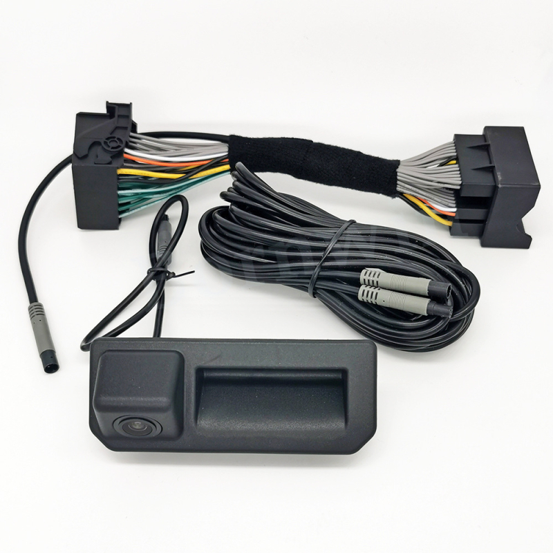 HD kamera do auta BY-8034MIB pre VW Polo, Magotan, Tuyue, Jetta, 12V, uhol záberu 170°, rozlíšenie 648×480, 5W