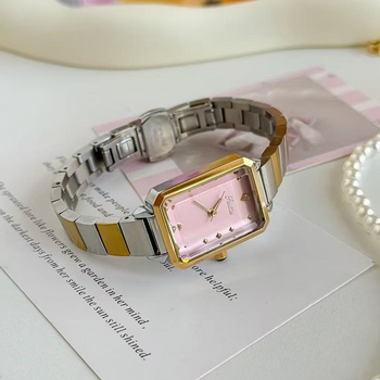 Ženski sat s pravokutnim cifrom i čeličnim remenom, kvarcni mehanizam, podrijetlo pogona Japan, kućište od legure, vodootpornost 30M