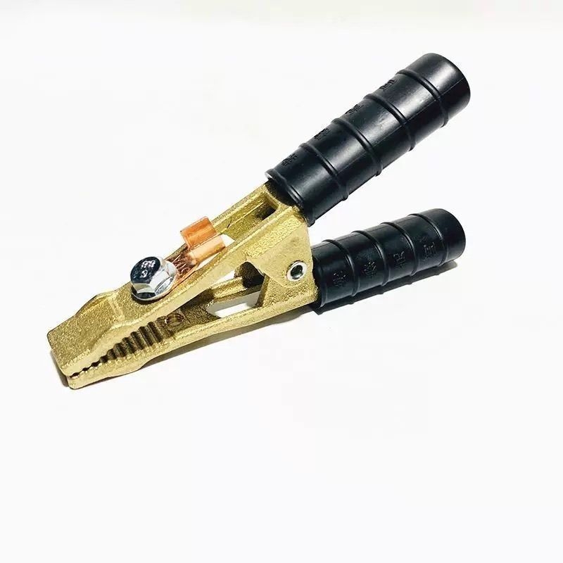 Žalvarinė akumuliatoriaus klipsas automobiliui, aligatoria klipsas paleidimui ir žemei