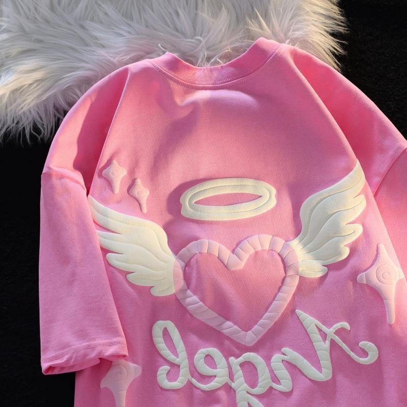 Τ‑σίτερ με σχέδιο Anime Cartoon, ύφασμα Milk Silk, ιαπωνικό/κορεάτικο leisure στυλ, φαρδιά γραμμή, κοντό μανίκι, crewneck