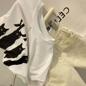 Ženska oversize majica kratkih rukava, Milk Silk tkanina, anime uzorak