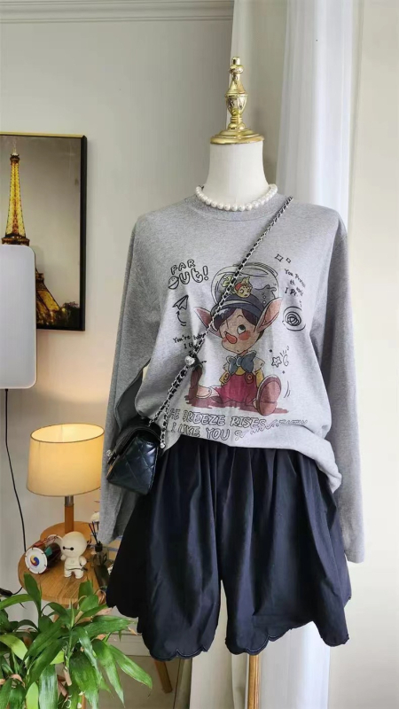 Ženski T-shirt s anime otiskom, kratkih rukava, srednje duljine, pamuk, slobodan kroj, okrugli izrez, jesen 2024