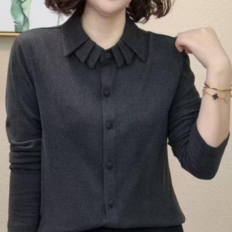 Long-sleeve top od viskoze, jednobojna boja, ovratnik tipa lapel, uski kroj