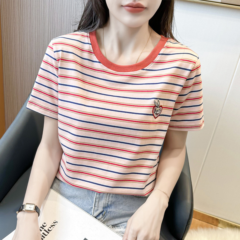 Ženski bavlteni T-shirt s kratkim rukavima, okrugli izrez, regular kroj, šarena prugasta/karirana, pamuk 95%+, elastan do 30%, ljeto 2023, japansko-korejski casual