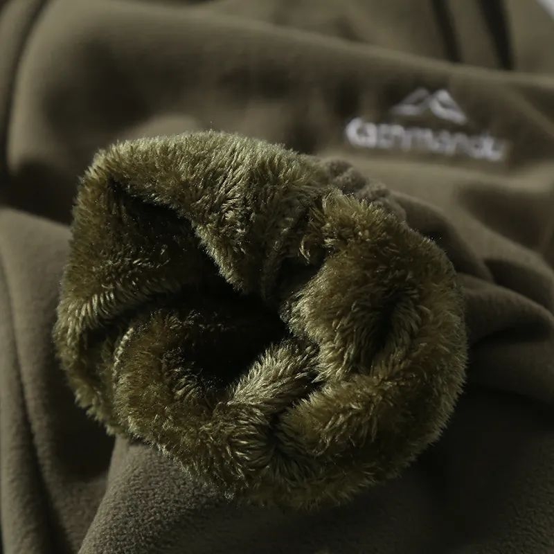 Muške casual hlače s dvostrano fleece podstavom, ravni kroj, zatvaranje zipom, poliester smjesa, srednje visoka struk