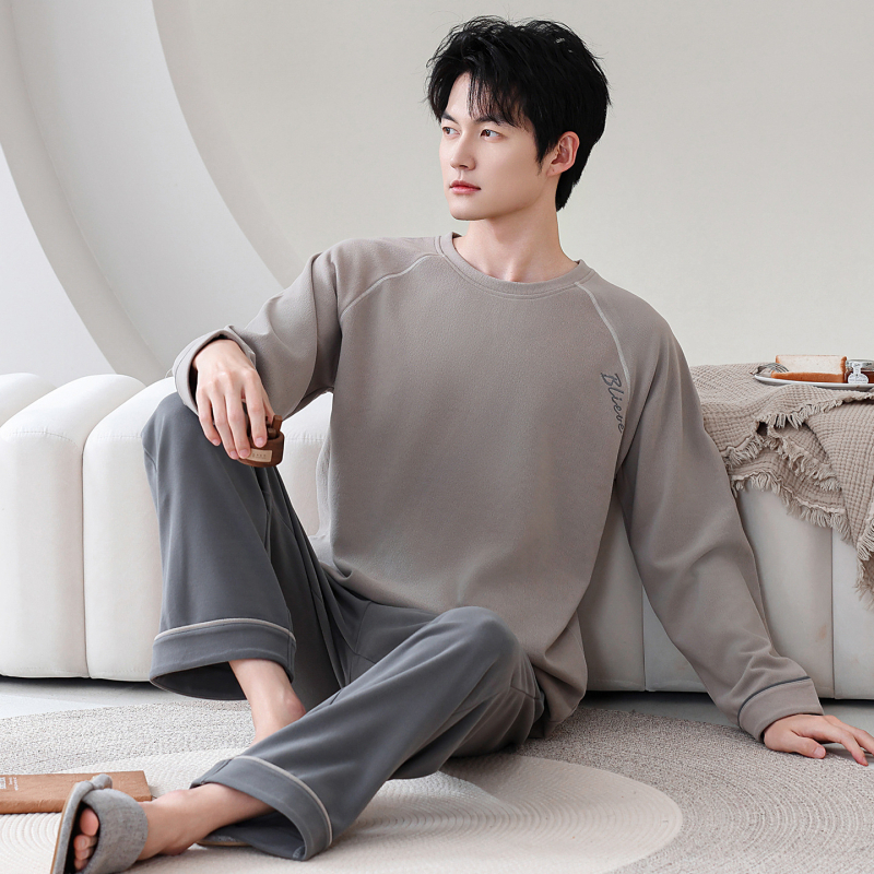 Комплект пижами за мъже с качулка, casual стил, полиестер Derong, тегло 251–300 г/м2, кръгло деколте, дълги ръкави и дълги панталони за зимно носене вкъщи