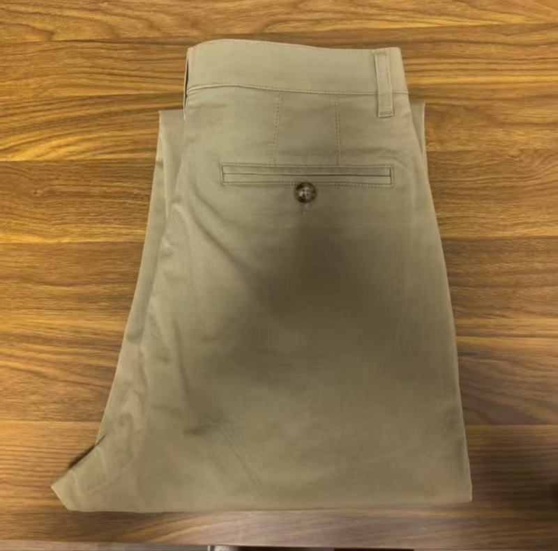 Muške poslovne casual ravne hlače, 97% pamuk, srednji pojas, s remenom i zatvaračem na zip