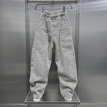 Muške sportske hlače ravnog kroja s prugastim žakard uzorkom, srednji pojas, debela elastična bambus vlakna tkanina (srednji pojas, ravni kroj, debela tkanina, prugasti uzorak, visoka elastičnost)