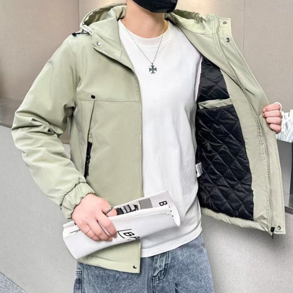 Jakna - stojeći ovratnik, s kapuljačom; Debela (Vanjska tkanina: vuna; Glavna tkanina: zečja krzna; Podstava: poliester 95%+)