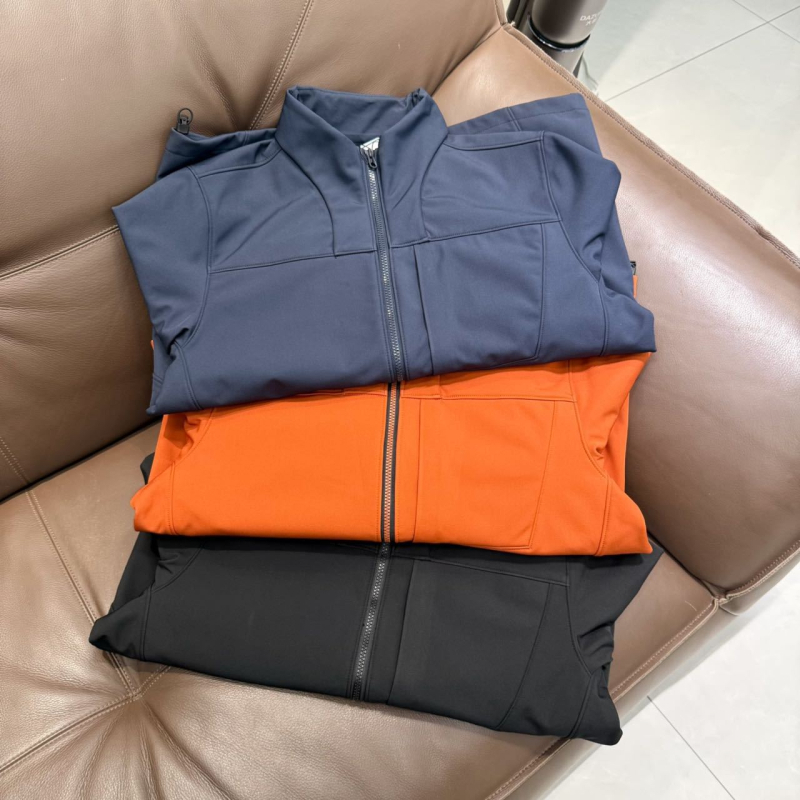 Muška softshell jakna s fleece podstavom, vjetrootpornost, gradska zimska jakna
