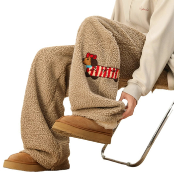 Muške casual udobne hlače s šivanom motivom štenca, poliester materijal, srednji pojas, šnira zatvaranje