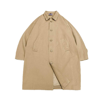 Palton bărbătesc în stil tineresc, lungime medie, guler rever, închidere frontală cu nasturi